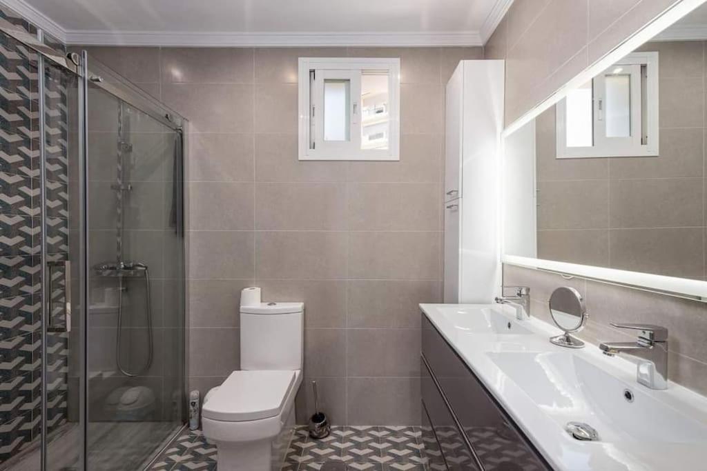 Atico Con Jacuzzi Vista Mar Y Montana Lägenhet Mijas Exteriör bild